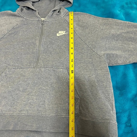 Nike Heather Blue 1/2 zip Pullover Women’s size Medium - Picture 8 of 11